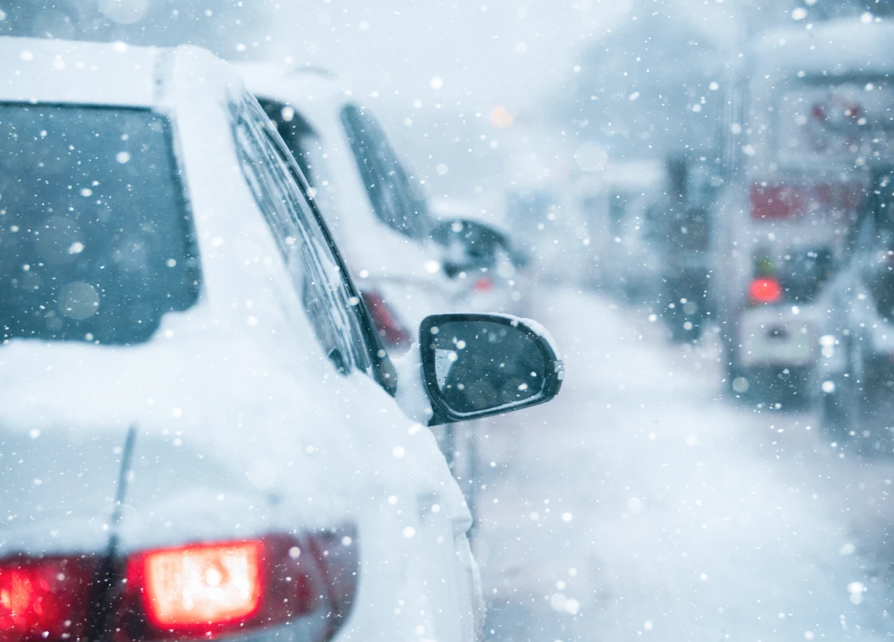 Verkehrswarnung 2026: Winterwetter in Deutschland © Scharfsinn/Shutterstock.com