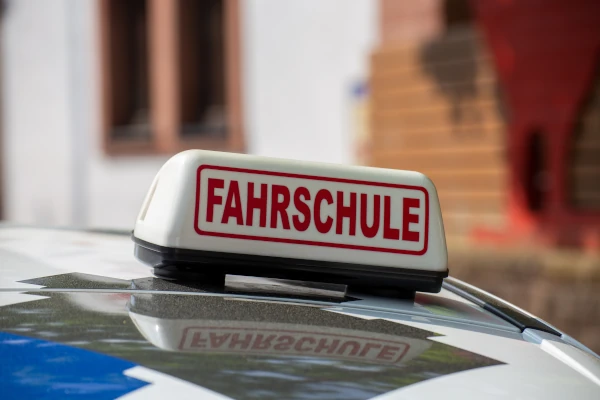 Täuschung bei Theorieprüfung: Führerschein weg © U. J. Alexander/Shutterstock.com